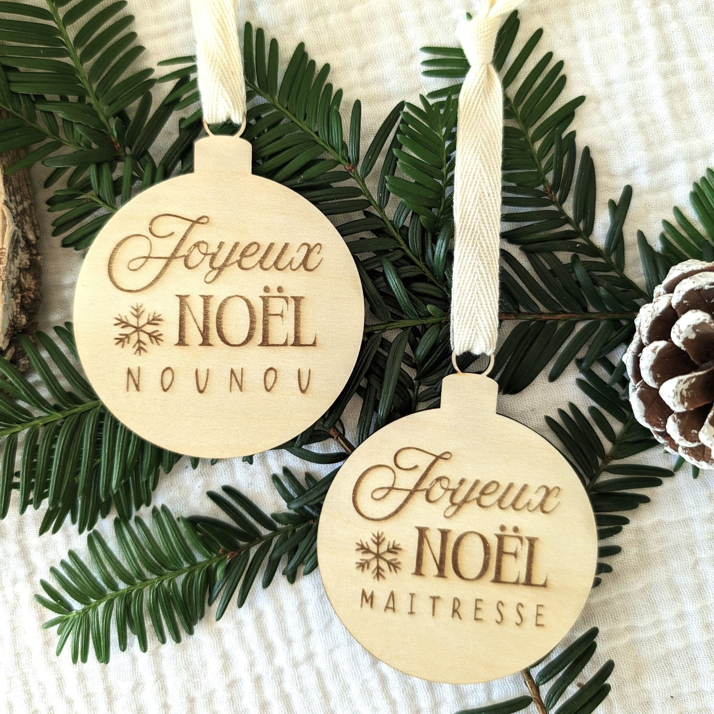 Boule de Noël Maitresse Maitre Nounou ATSEM